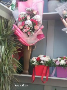 букети в магазині фото букетів в Івано-Франківську