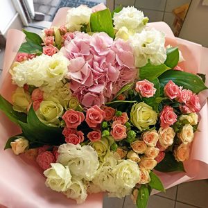 мікс букет з гортензіями в Івано-Франківську фото