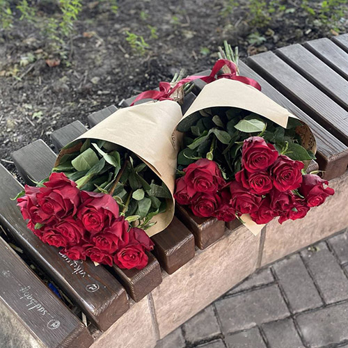 недорогі троянди 50 см фото