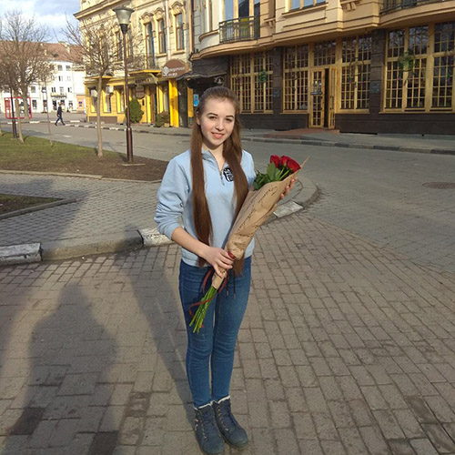 живе фото товару "11 метровых роз"