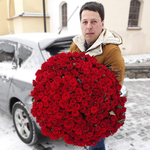 букет з 201 червоної троянди